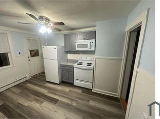 4 Church St, Oxford, MA 01540