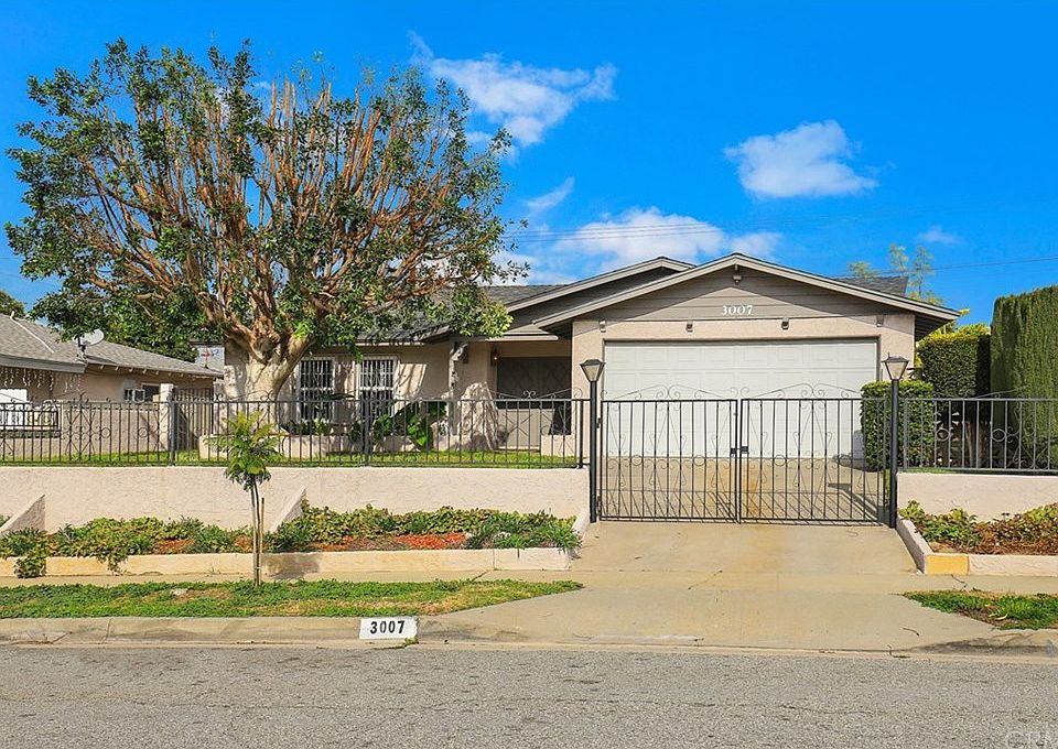 1st image of 3007 E Valley View Ave