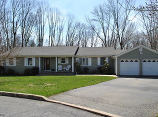 18 Stillwell Rd, High Bridge, NJ 08829