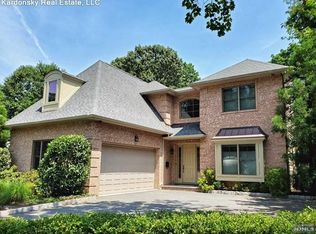 60 Jefferson Ave, Tenafly, NJ 07670