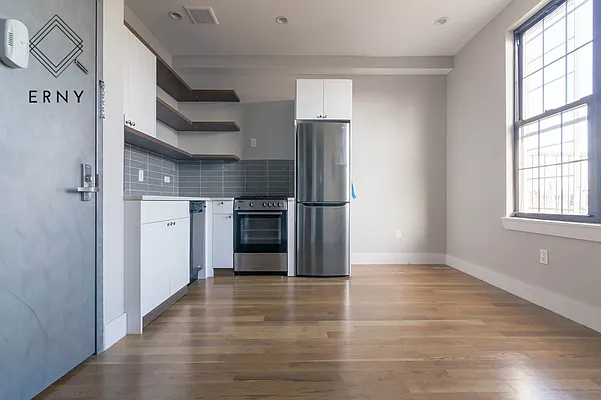 Rented by ERNY LLC | media 5