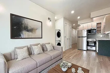 524 West 134th Street, #4CC