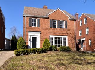 2568 Saybrook Rd, University Heights, OH 44118