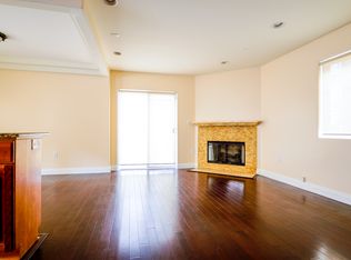 10752 Hortense St, Toluca Lake, CA 91602