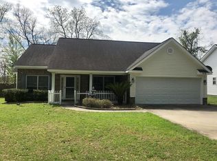 519 E Mendell Ave, Glennville, GA 30427