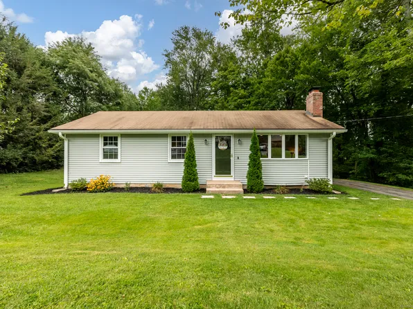 21 Geraldine Drive, Ellington, CT 06029