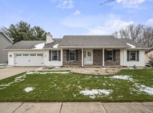 1014 Monteray Ln, Waunakee, WI 53597
