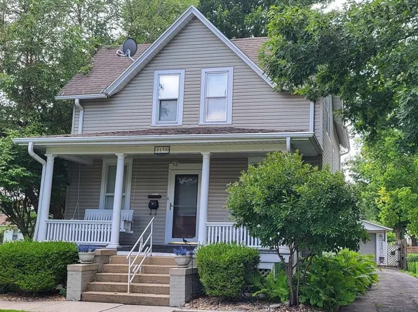 1138 Willard St, Galesburg, IL 61401