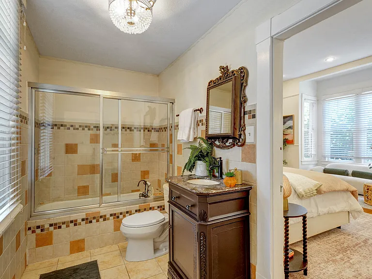 703 Manzanita Ave — Photo 28