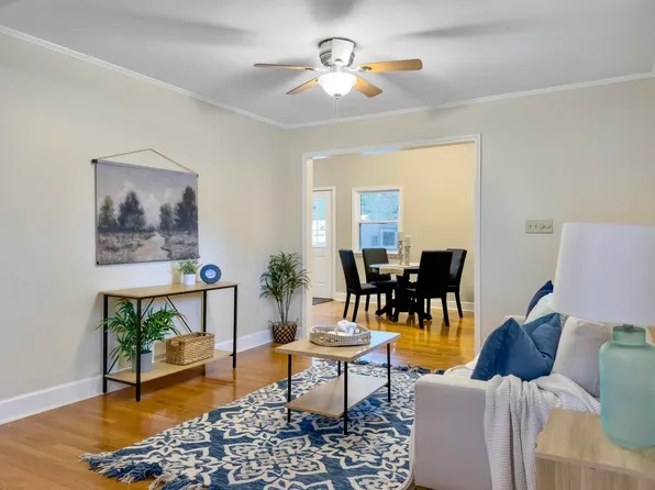 17 Riverdale Dr, Charleston, SC 29407