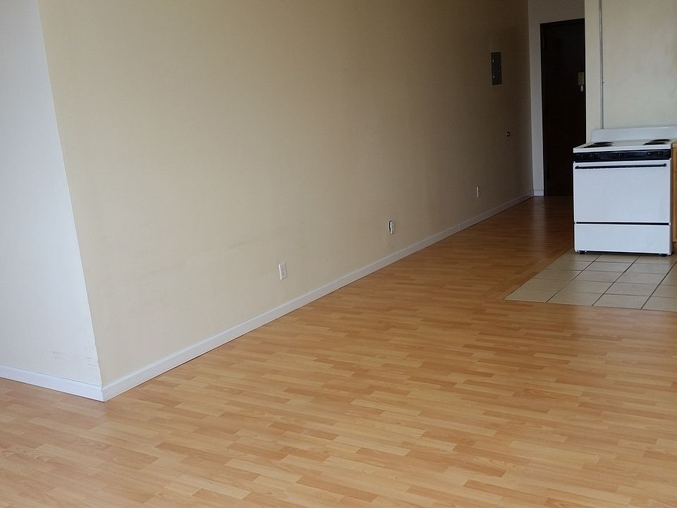 2nd image of 225 E 134th St APT 4G