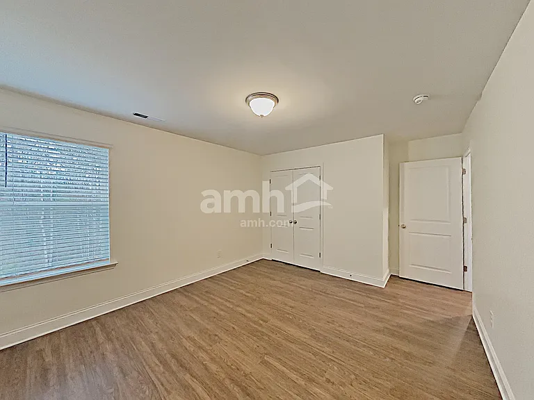 331 Elmhurst Dr — Photo 29