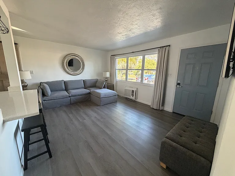9372 88th Way — Photo 3