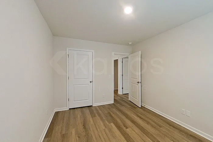 121 Overstreet Way — Photo 13