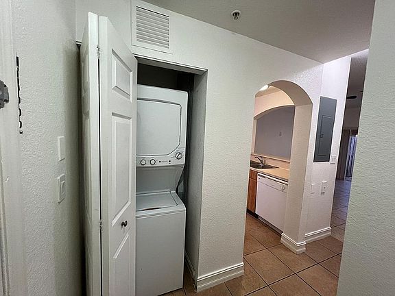3rd image of 7995 NW 8th St APT 101C