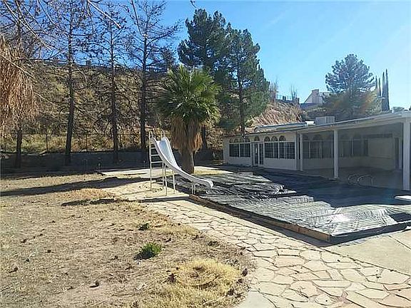 3rd image of 929 Cortijo Dr