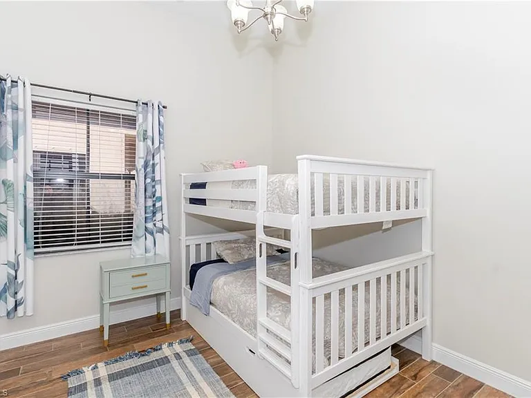 5104 Salerno St — Photo 21