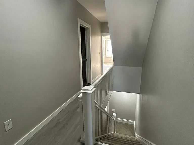 320 Maclay St — Photo 26