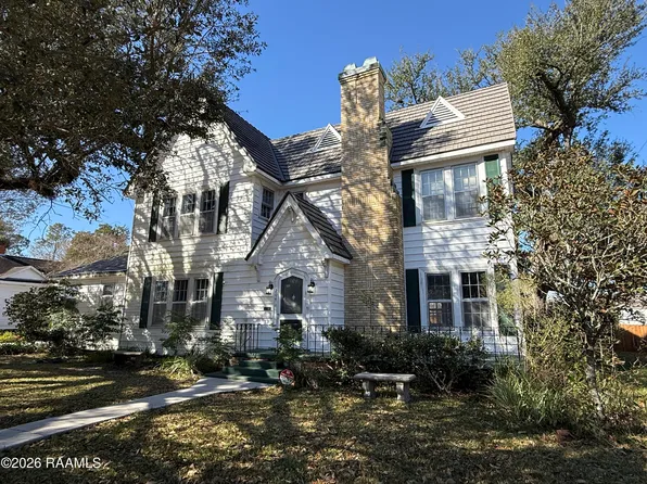 204 High School Dr, Ville Platte, LA 70586