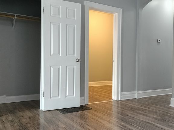 5th image of 705 E 92nd St