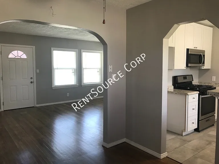 44644 20th St W — Photo 7