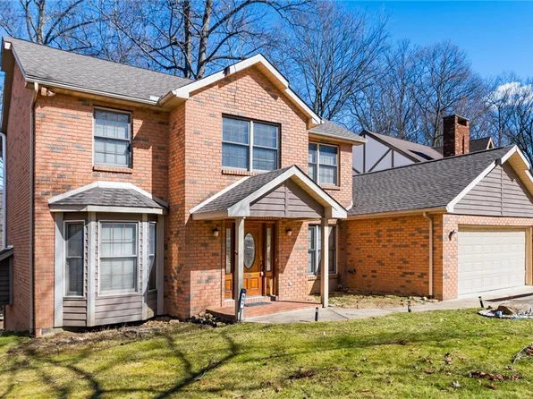 901 Southeast Ct, Zanesville, OH 43701