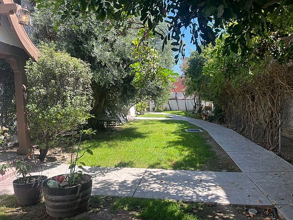 2nd image of 420 Orange Ave #5
