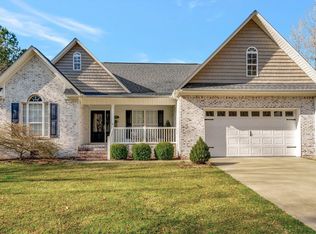 332 Bow Range Rd, Guntersville, AL 35976