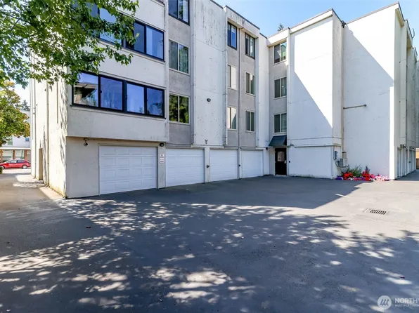 132 N 132nd Street #204, Seattle, WA 98133