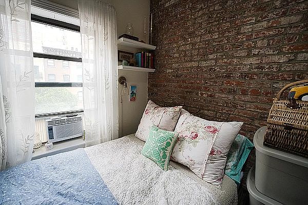 1st image of 316 W 14th St #19A