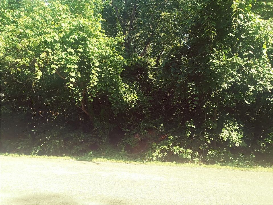 1st image of Tiree Dr #5