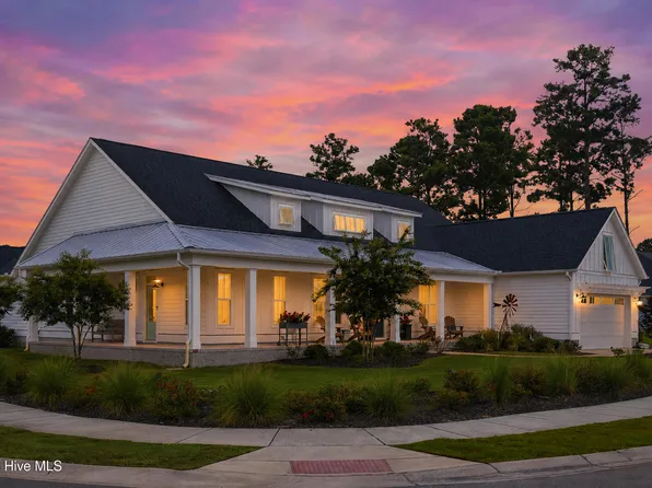 132 Anchors Away Drive, Hampstead, NC 28443