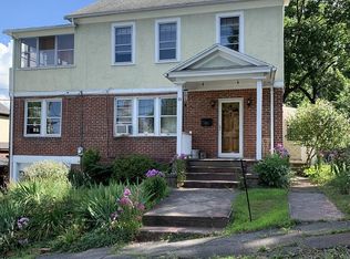 72 King St, Holyoke, MA 01040