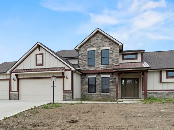 1441 Hager Way, Fort Wayne, IN 46818