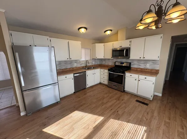 842 Camino Don Jacobo, Bernalillo, NM 87004