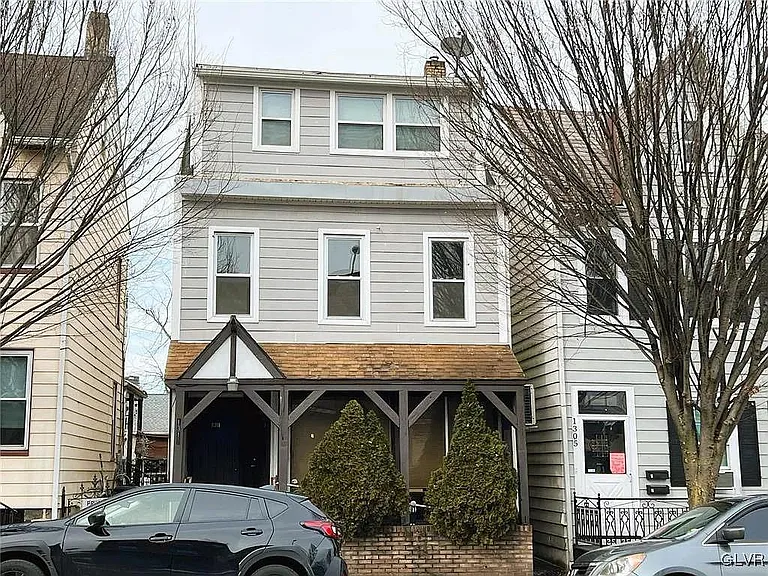 1311 Northampton St #2F — Photo 1