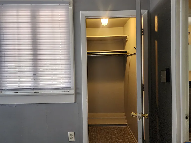80 Hawthorne Ave #1 — Photo 8