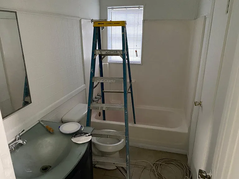 Agnes St — Photo 21