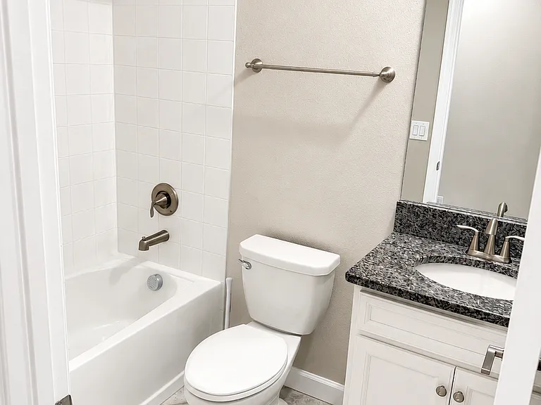 10110 Corso Milano Dr — Photo 15
