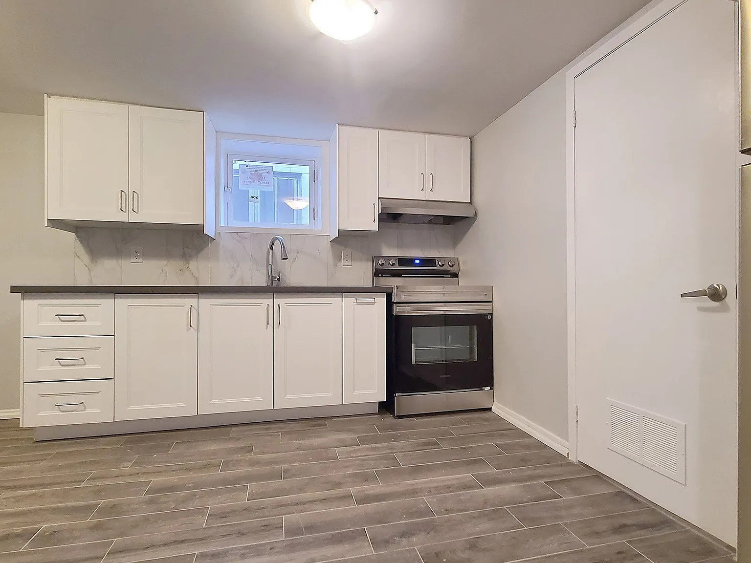 2 bed, $1,895 — Photo 4