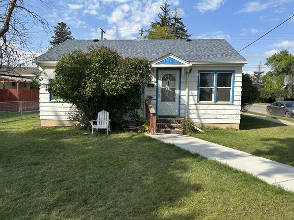 402 W Montana St, Lewistown, MT 59457