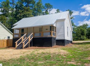 400 N Bell Street Ext, Clinton, SC 29325