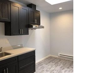 9321 International Blvd #2, Oakland, CA 94603