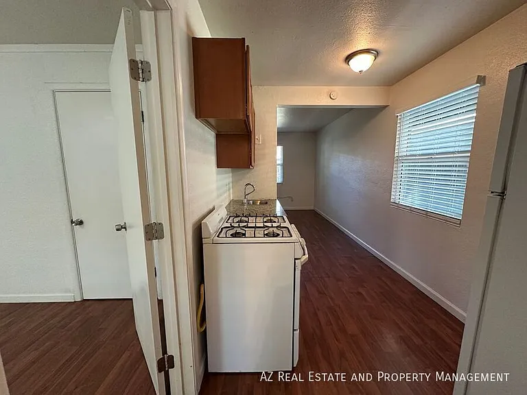 829 N 4th Ave #6 — Photo 12