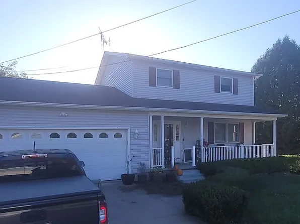 173 Sunset Ln, Glen Dale, WV 26038