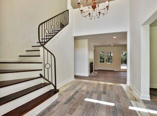 2750 McConnell Dr, Baton Rouge, LA 70809