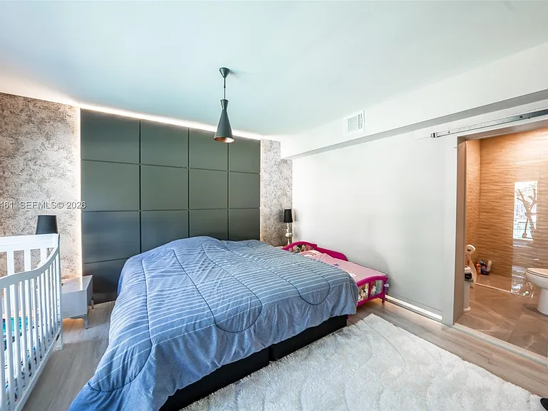 1221 W Camino Real — Photo 10