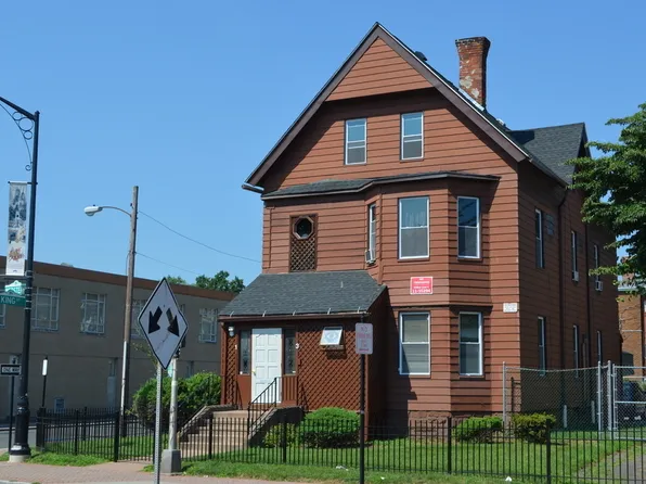 1-3 Webster St / Amauta Apartments LLC, 13 Webster St Floor 2, Hartford, CT 06114