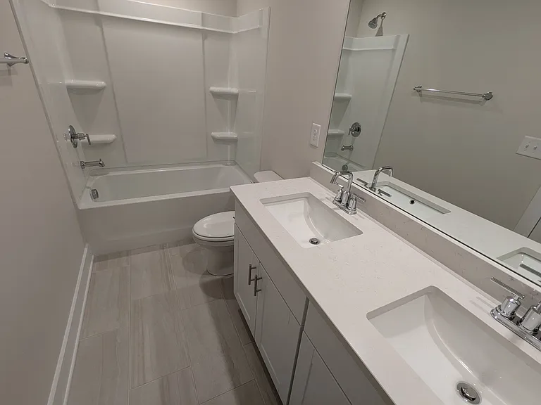 416 Roderick Ln — Photo 22