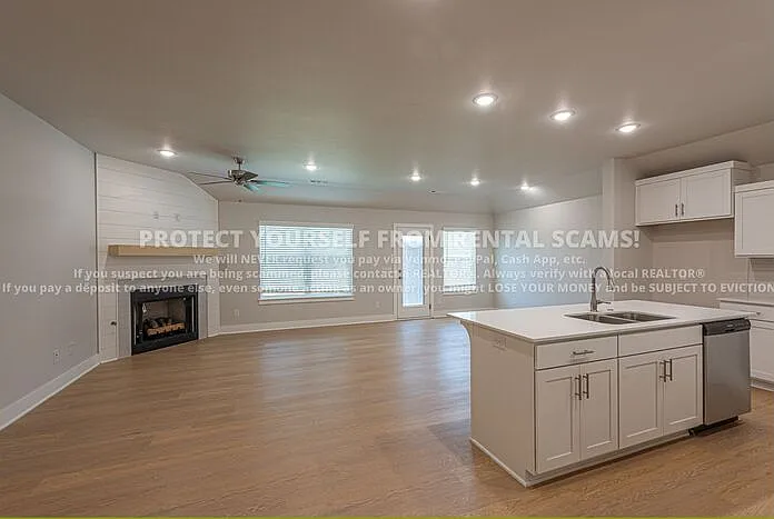 617 Wagon Wheel Rd — Photo 3